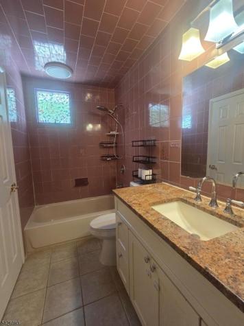 65 Shady Lane Bridgewater NJ 08805