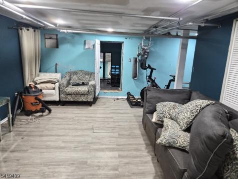95 Farragut Road North Plainfield NJ 07062