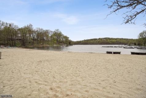 72 W Lake Shore Drive Rockaway NJ 07866