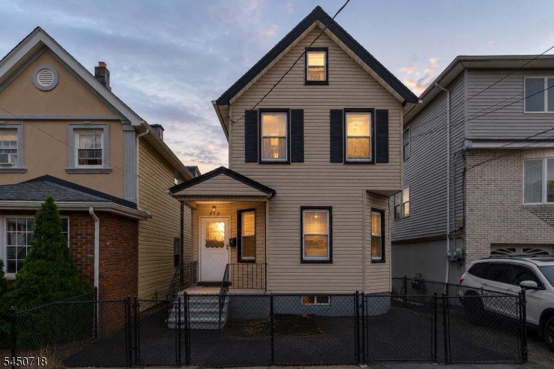 352 Forest Street Kearny NJ 07032