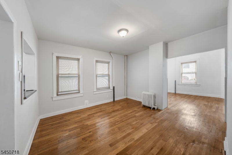 352 Forest Street Kearny NJ 07032