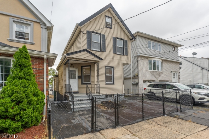352 Forest Street Kearny NJ 07032