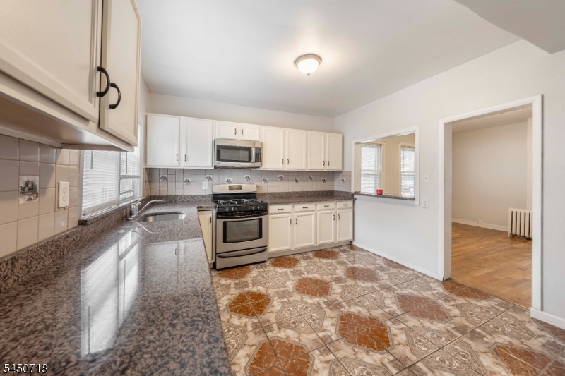 352 Forest Street Kearny NJ 07032