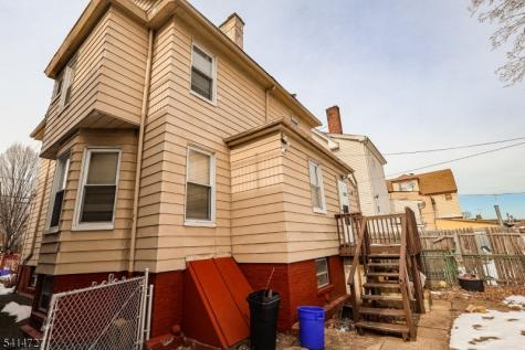 741 Highland Avenue Newark NJ 07104
