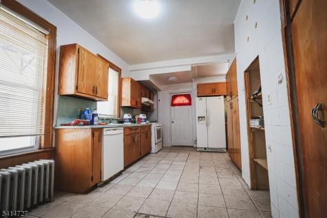 741 Highland Avenue Newark NJ 07104