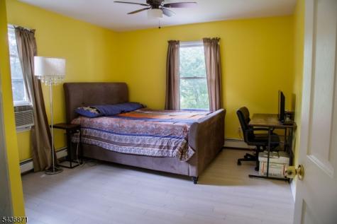 518 W Anderson Street Hackensack NJ 07601