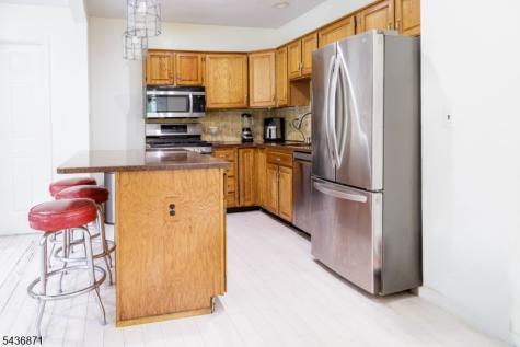 518 W Anderson Street Hackensack NJ 07601