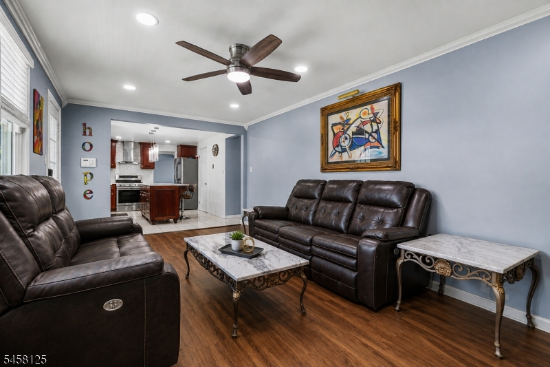 907 Mer-edin Burg Road Hamilton NJ 08690