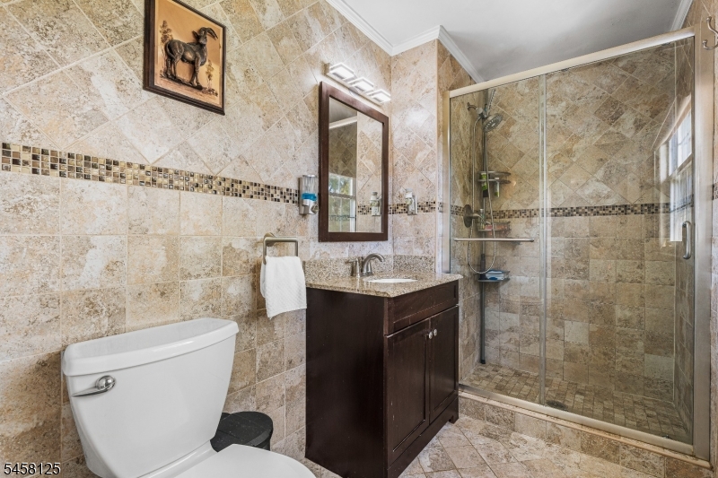 907 Mer-edin Burg Road Hamilton NJ 08690