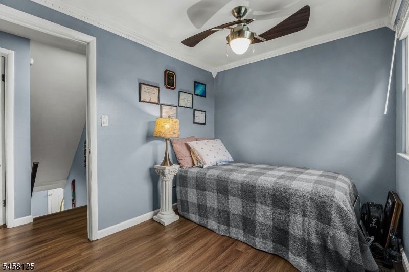 907 Mer-edin Burg Road Hamilton NJ 08690