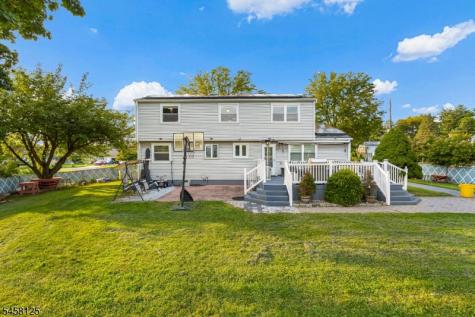 907 Mer-edin Burg Road Hamilton NJ 08690
