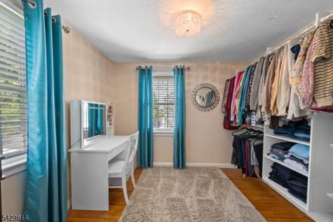 36 Burlington Road Clifton NJ 07012