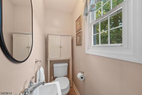 36 Burlington Road Clifton NJ 07012