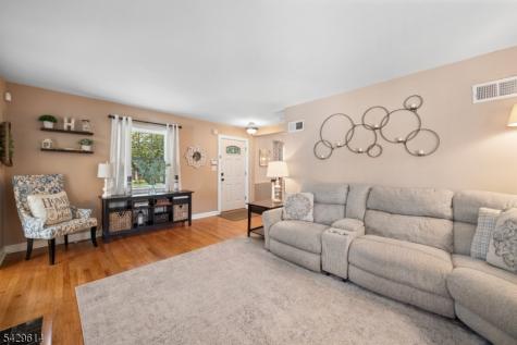 36 Burlington Road Clifton NJ 07012