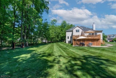 18 Tamari Court Randolph NJ 07869