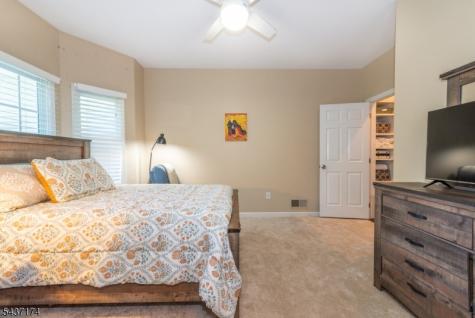 18 Tamari Court Randolph NJ 07869