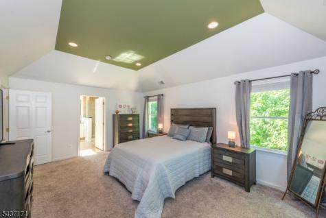 18 Tamari Court Randolph NJ 07869
