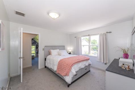 18 Tamari Court Randolph NJ 07869