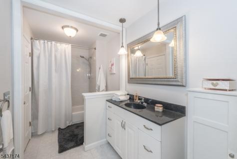 18 Tamari Court Randolph NJ 07869