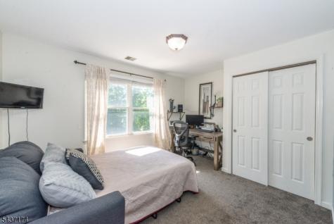 18 Tamari Court Randolph NJ 07869