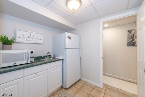 18 Tamari Court Randolph NJ 07869