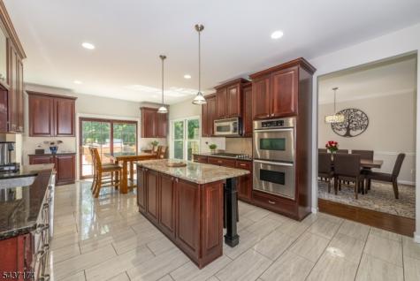 18 Tamari Court Randolph NJ 07869