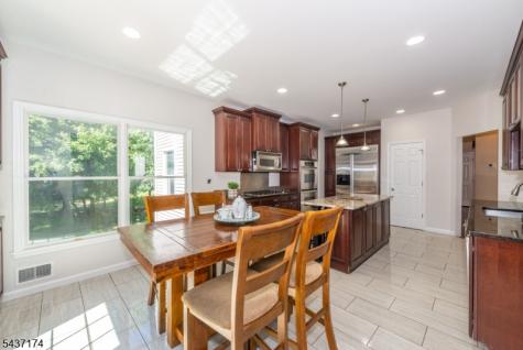 18 Tamari Court Randolph NJ 07869