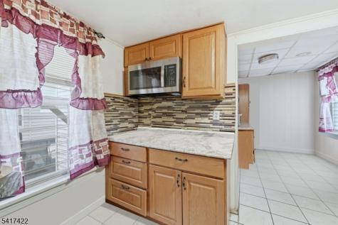 971 Grove Street Irvington NJ 07111