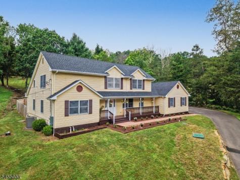 105 Nightingale Road Hope NJ 07825