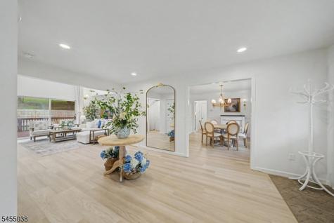 105 Nightingale Road Hope NJ 07825