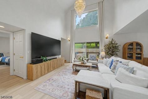 105 Nightingale Road Hope NJ 07825