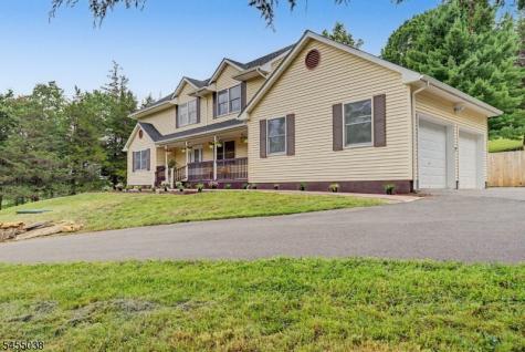 105 Nightingale Road Hope NJ 07825