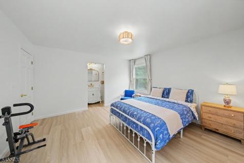 105 Nightingale Road Hope NJ 07825