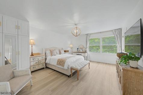 105 Nightingale Road Hope NJ 07825