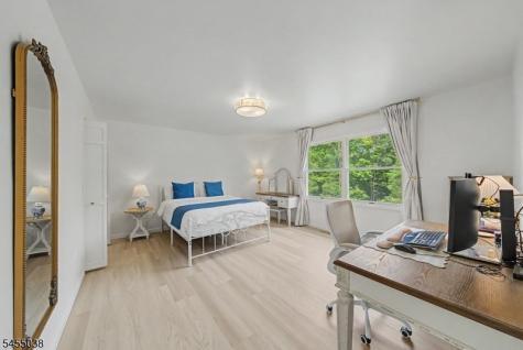 105 Nightingale Road Hope NJ 07825