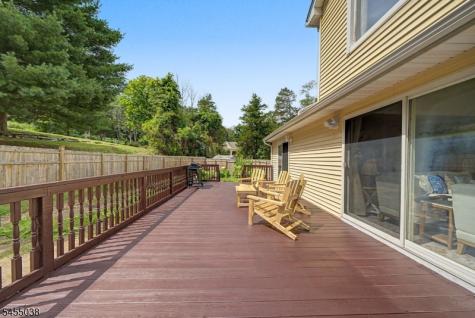 105 Nightingale Road Hope NJ 07825