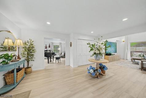 105 Nightingale Road Hope NJ 07825