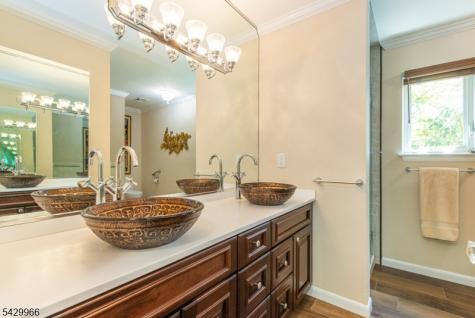 2 Spruce Lane Harding NJ 07960
