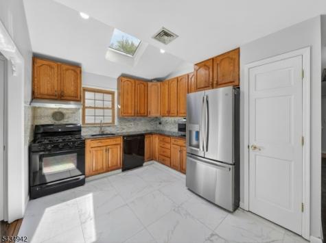 36 Aylin Street Metuchen NJ 08840