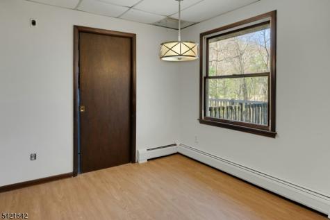 24 Deerhaven Lane Jefferson NJ 07435