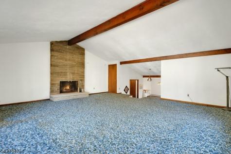 24 Deerhaven Lane Jefferson NJ 07435