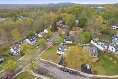 11 Gregory Terrace Morristown NJ 07960