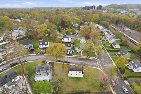 11 Gregory Terrace Morristown NJ 07960