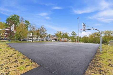 11 Gregory Terrace Morristown NJ 07960