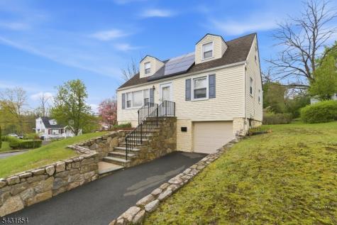 11 Gregory Terrace Morristown NJ 07960