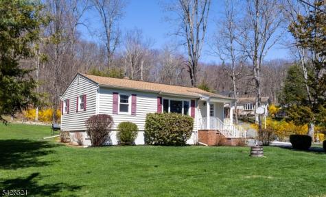 35 Cedar Terrace Jefferson NJ 07885