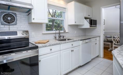 35 Cedar Terrace Jefferson NJ 07885
