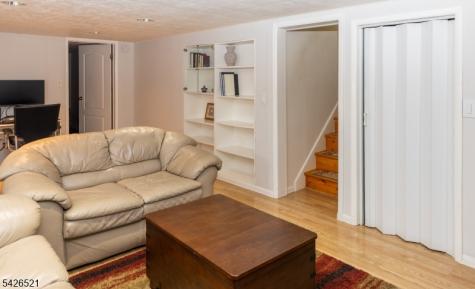 35 Cedar Terrace Jefferson NJ 07885