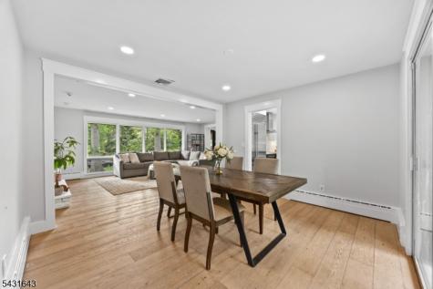5 Oak Lane Montville NJ 07058
