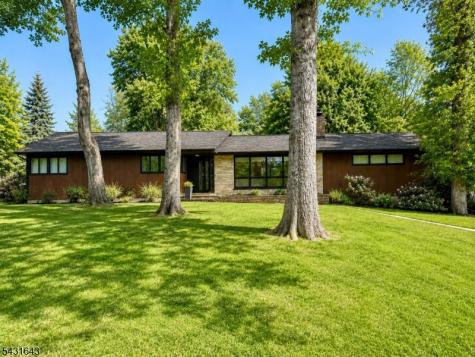 5 Oak Lane Montville NJ 07058